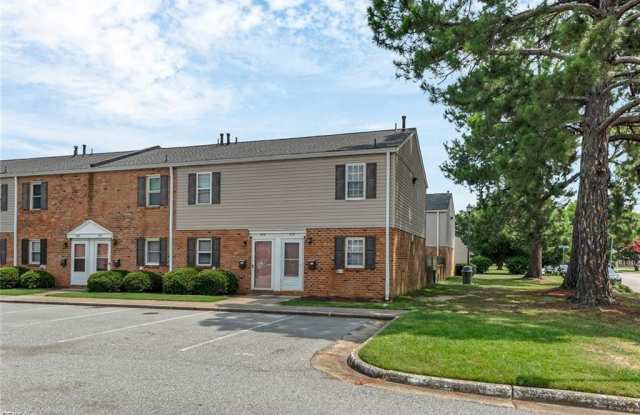 476 Britnie Court - 476 Britnie Court, Newport News, VA 23602