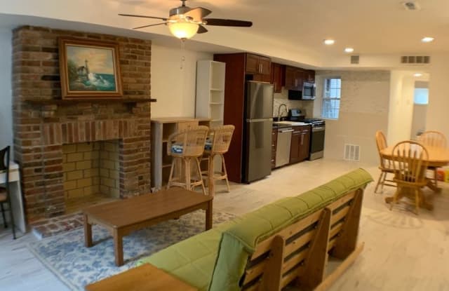 1928 11th St NW - 1928 11th Street Northwest, Washington, DC 20009