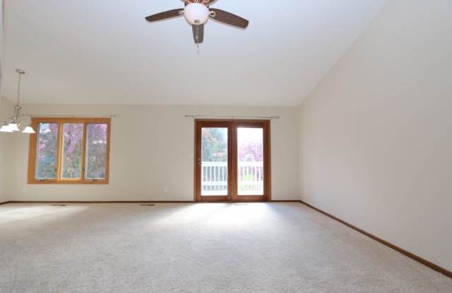 3584 Blue Jay Way #204 Gallery 2