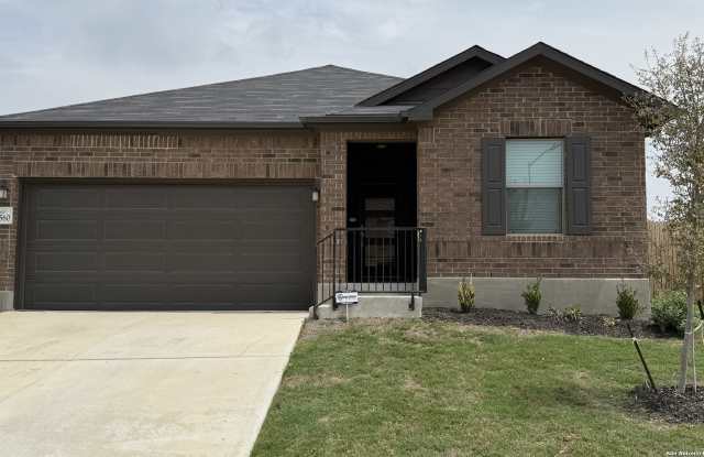 3560 Under Par photos photos 3560 Under Par photos photos