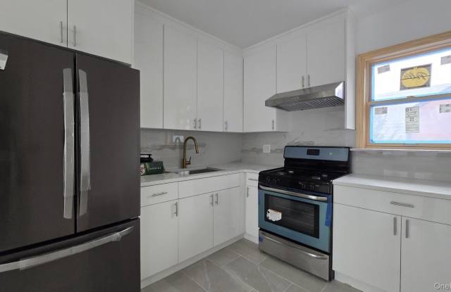 63-87 Fitchett St. unit: 2R photos photos