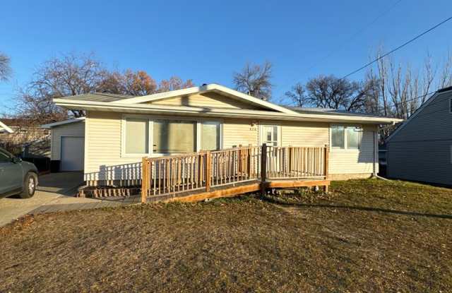 3 Bedroom House! Gallery 1