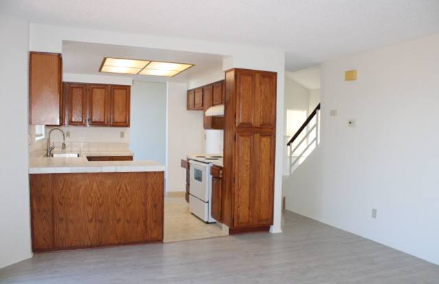 Pending 1420 Greenfield Cir., Pinole, CA 94564 Gallery 2