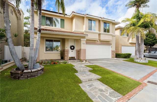 10 Lazurite - 10 Lazurite, Rancho Santa Margarita, CA 92688