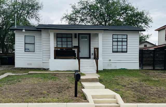 218 Loma Park Drive photos photos