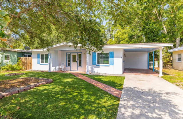 1500 SAN MATEO Drive Gallery 1