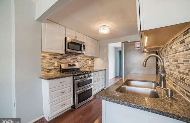 1908 CAMBRIDGE DRIVE photos photos