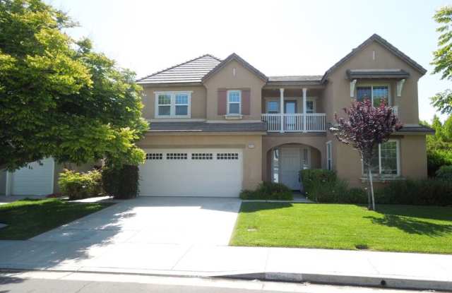 39288 Half Moon Circle - 39288 Half Moon Circle, Riverside County, CA 92563
