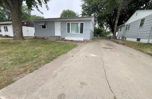 3 Bed/1 Bath with Bonus Room and Fully Fenced in Yard! photos photos 3 Bed/1 Bath with Bonus Room and Fully Fenced in Yard! photos photos