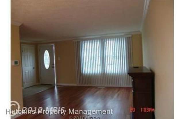 717 Woodbridge Center Way Gallery 2