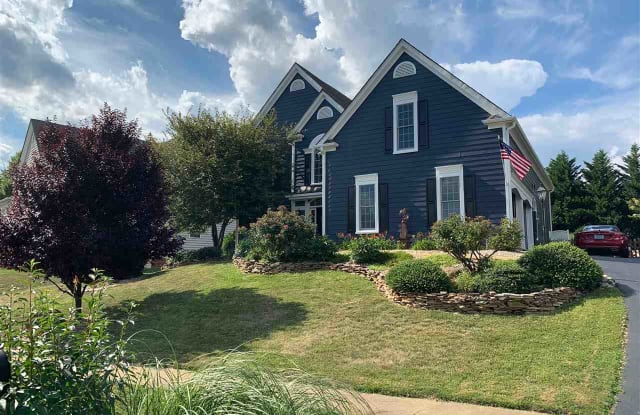 950 BRAEBURN ST - 950 Braeburn St, Crozet, VA 22932