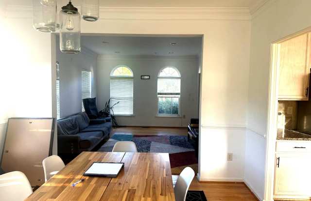 1401 WINDJAMMER Court Gallery 4