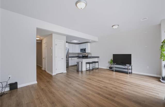 740 Blue Heron Drive Gallery 4