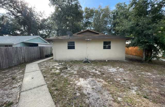 1/1 in Downtown photos photos