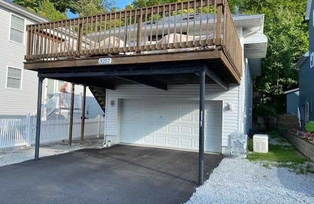 3257 LAKE FRONT Drive photos photos