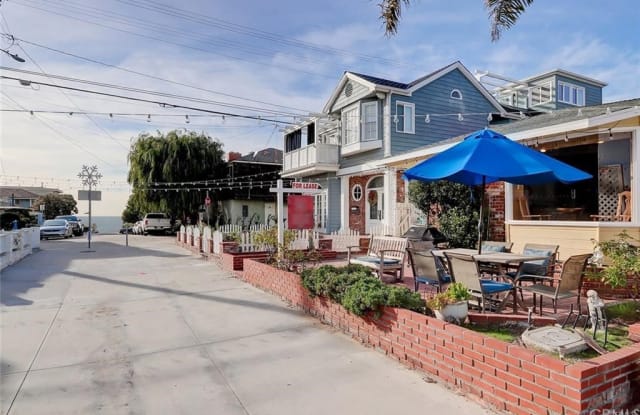 321 4th Street - 321 4th Street, Manhattan Beach, CA 90266