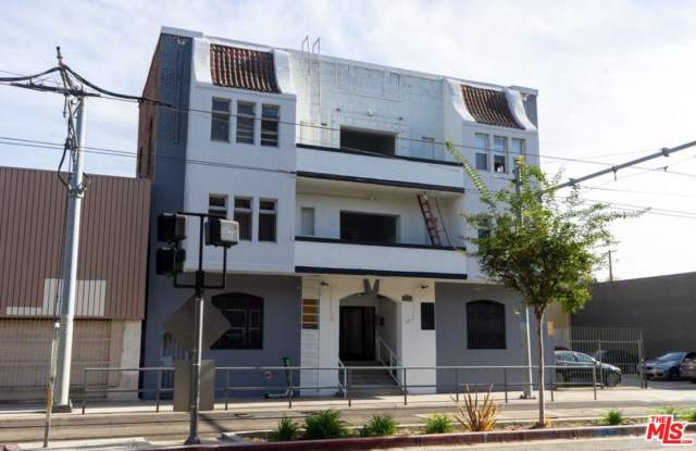 1420 S Flower St photos photos
