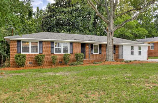 4 Bed/2 Bath home in 30907 off of Furys Ferry Road - 3607 Parliament Lane, Martinez, GA 30907