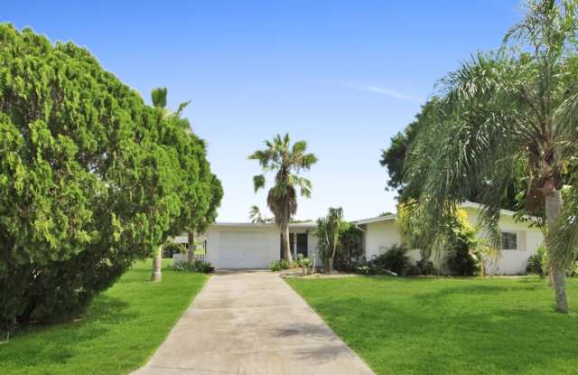 Pine Tree Terrace, 408 - 408 Pine Tree Terrace, Venice Gardens, FL 34293