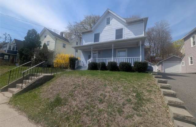 84 Orange Avenue photos photos