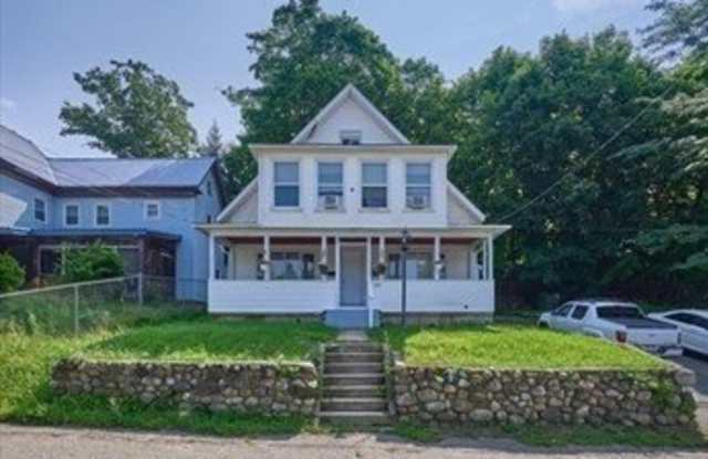 270 Cottage St Gallery 1
