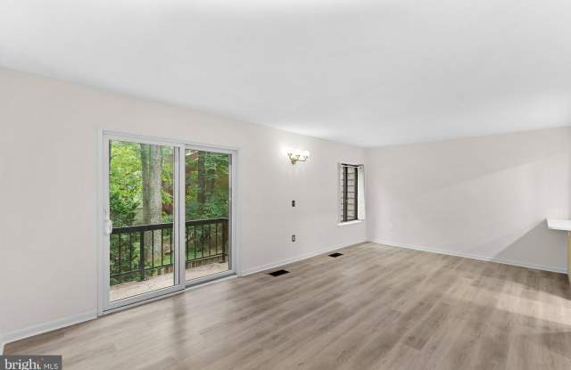 11545 HEARTHSTONE Court Gallery 2