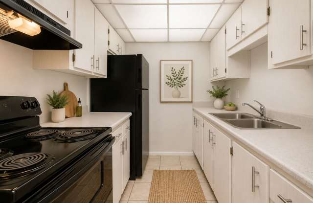 Cortez Plaza Apartments Gallery 3