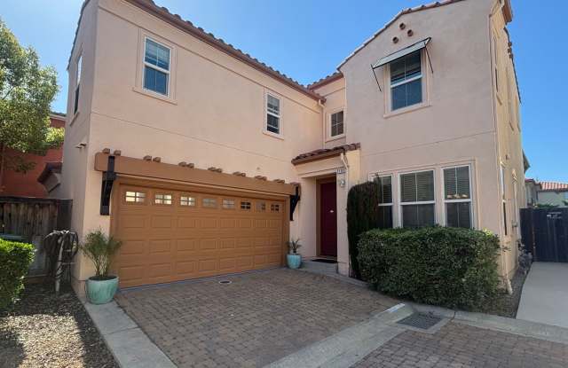 Gorgeous 4 Bed, 3 Bath in Brentwood photos photos
