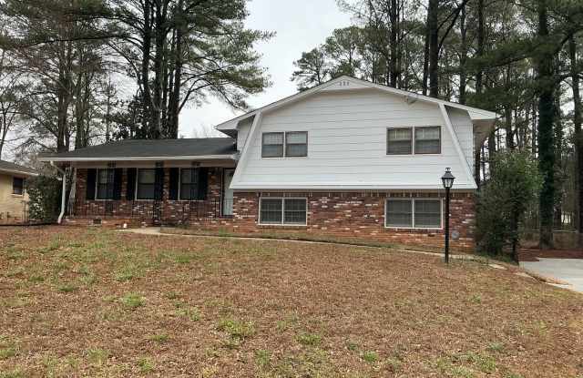 Move-In Ready Ranch with Recent Enhancements photos photos