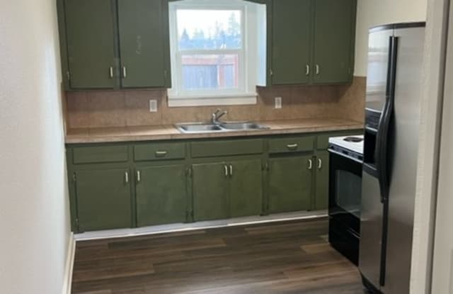 26405 se 427th st - 2 photos photos