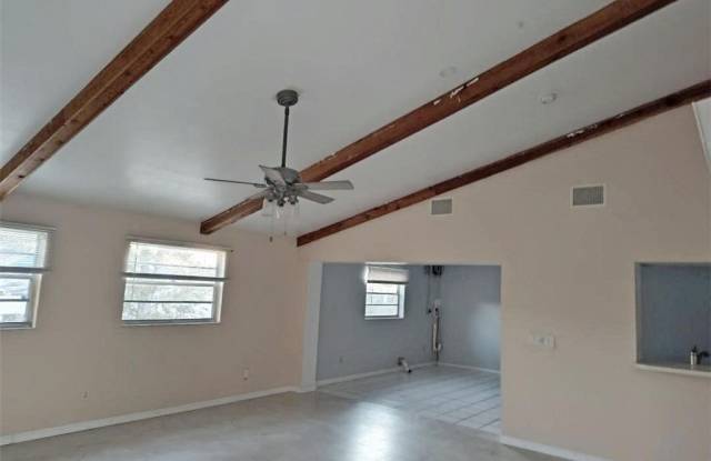 451 Marsh Avenue Gallery 2