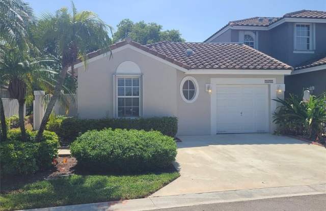 5692 NW 120th Ter photos photos