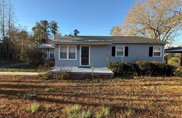 3 Bedroom/1 Bath home for rent - 515 Burlington Street, Wadesboro, NC 28170