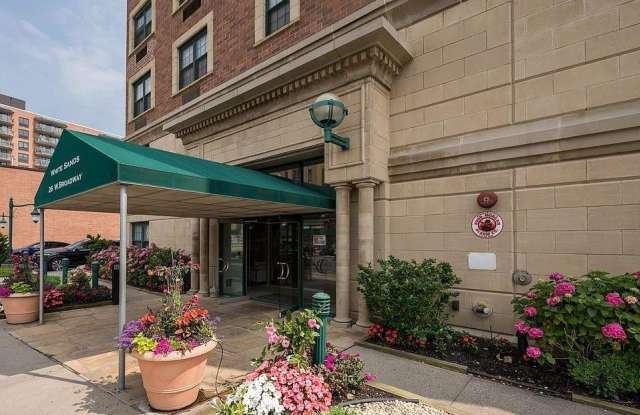 26 W Broadway - 26 West Broadway, Long Beach, NY 11561