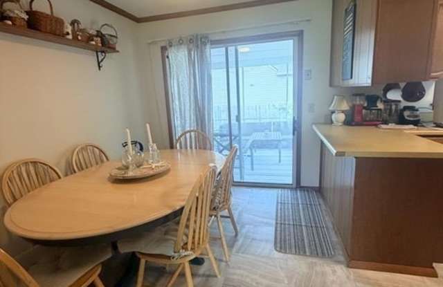 7187 SUNSET DR Gallery 4