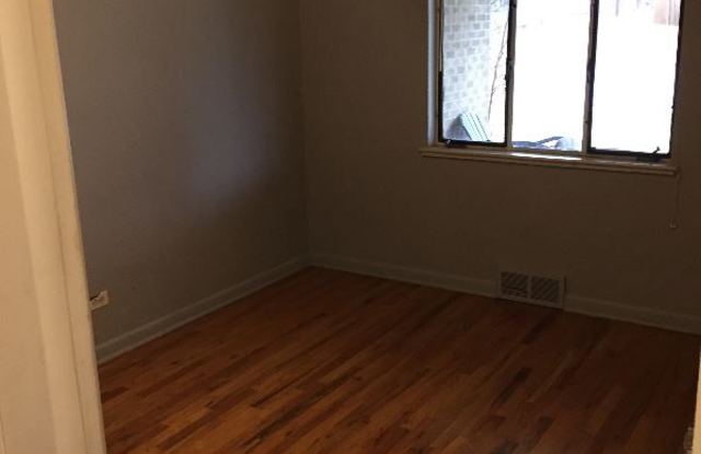 1401 Trenton Street Gallery 3