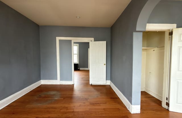 225 LEMBECK AVE Gallery 4