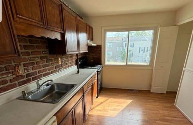 1852 Simons Court photos photos