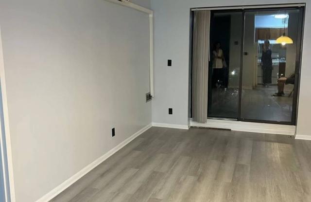 143-50 Barclay Avenue Gallery 4