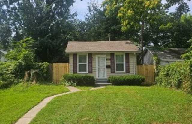 5049 Lafontaine- 1 BED  1 BATH FOR RENT! photos photos