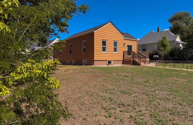 1400 East 18th Street - A Gallery 2
