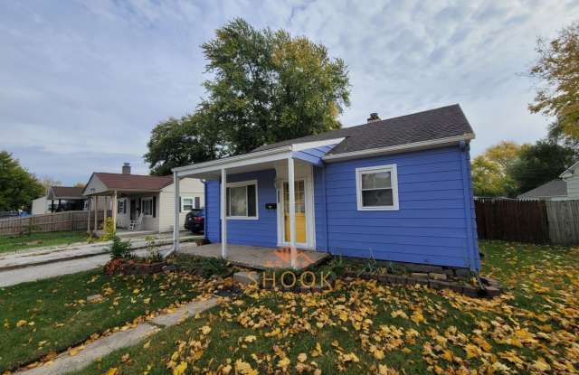 FLIPPED 2 BR HOME, CENTRALLY LOCATED! photos photos