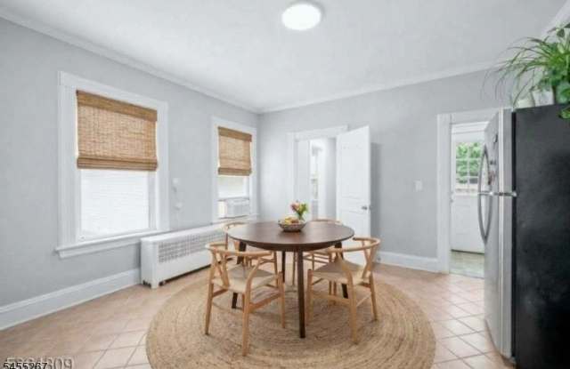26 Hillside Ave Gallery 4