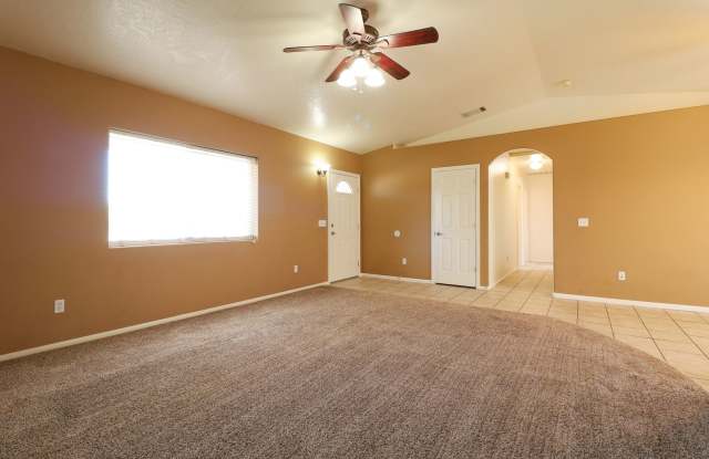 Beautiful Single Family Home located in Hesperia, CA Gallery 3