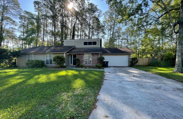 10697 Ballestero Dr E - 10697 Ballestero Drive South, Jacksonville, FL 32257