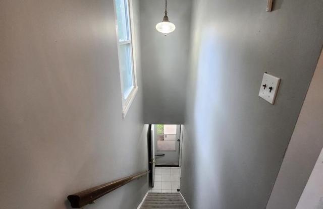 109 CHAUCER RD #B Gallery 4