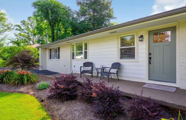 3594 Knollwood Hill Drive Gallery 2