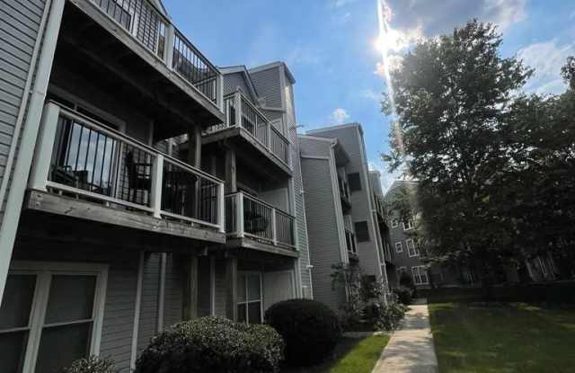 44106 NATALIE Terrace Gallery 2