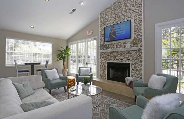 Stonegate Apartments Gallery 2