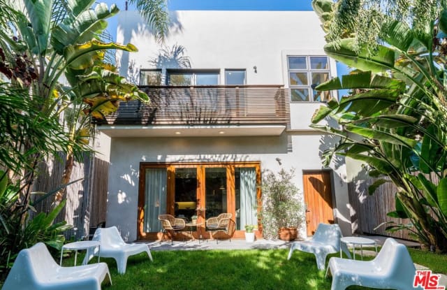 125 VISTA Place - 125 Vista Place, Los Angeles, CA 90291